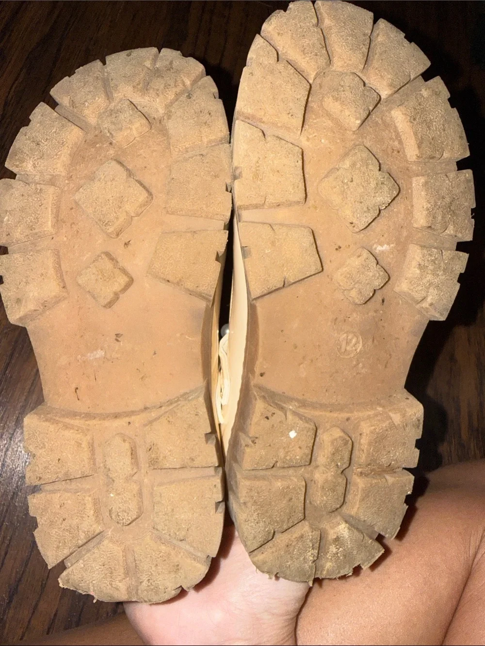 Wuluba Kids Pearl Strap Mary Jane Shoes in Cream